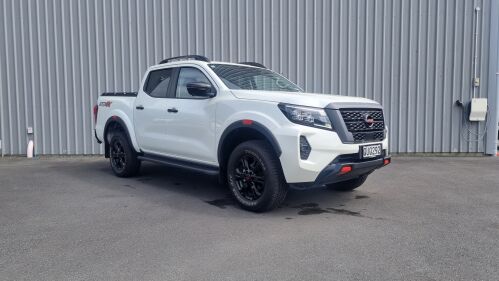 Nissan Navara 2024